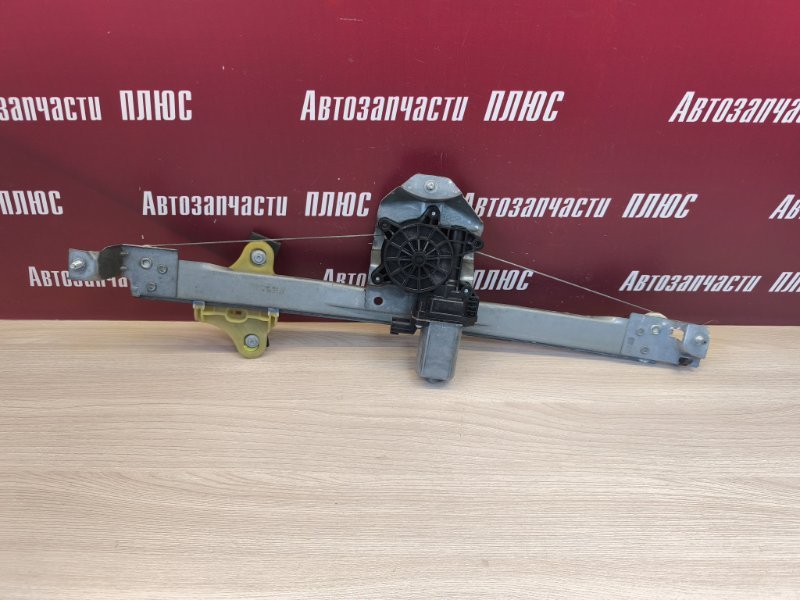 Стеклоподъемник    двери