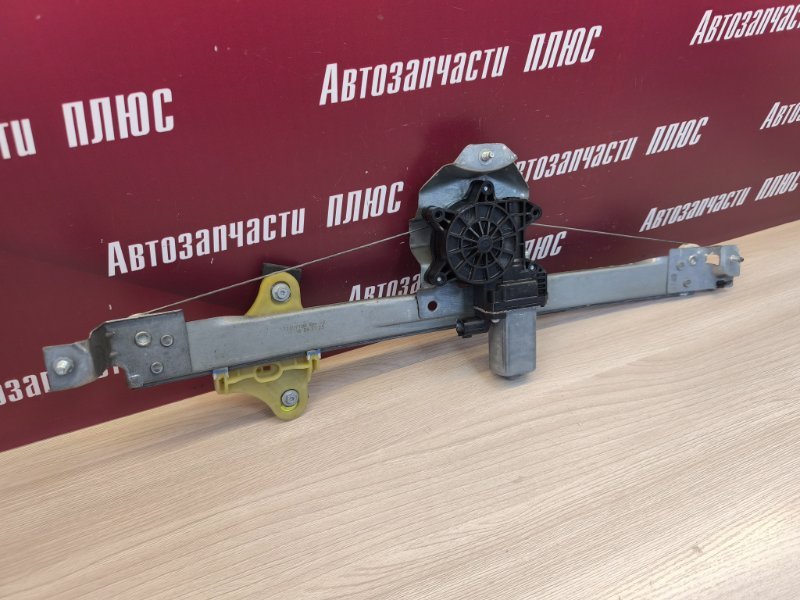 Стеклоподъемник    двери