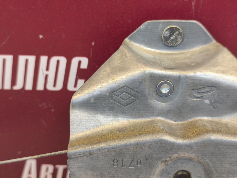 Стеклоподъемник    двери