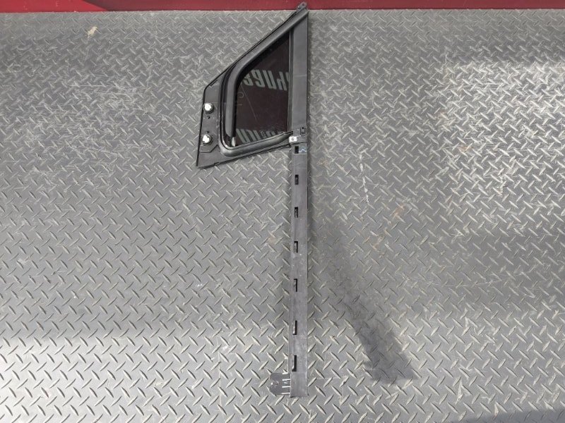 Форточка двери