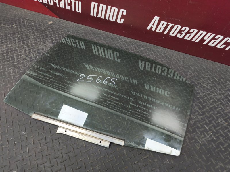 Стекло двери