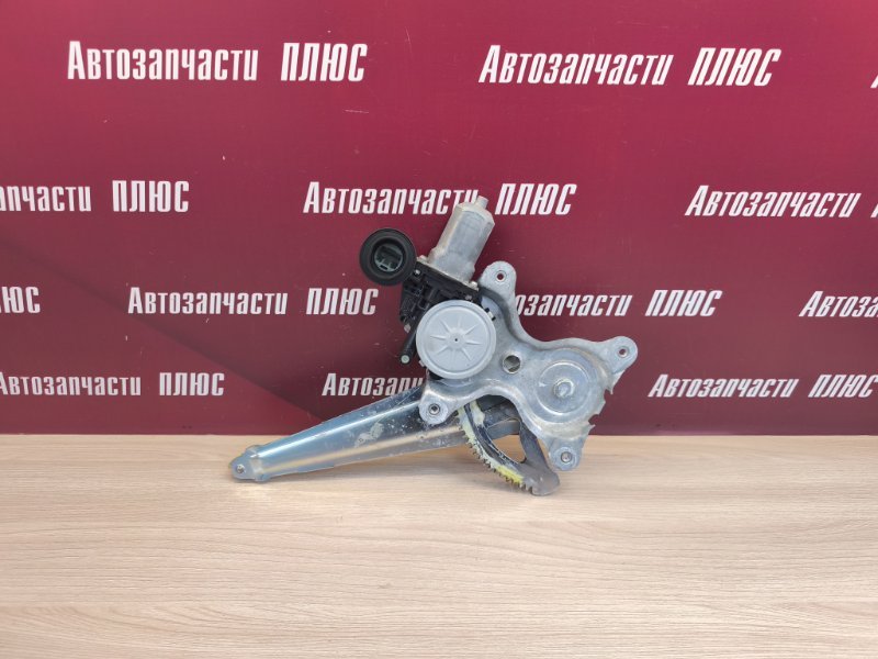 Стеклоподъемник    двери