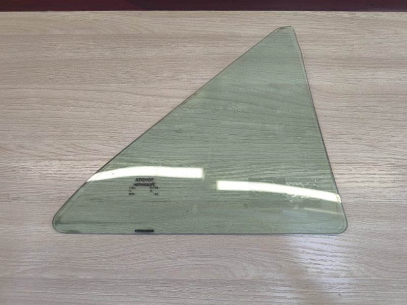 Форточка двери