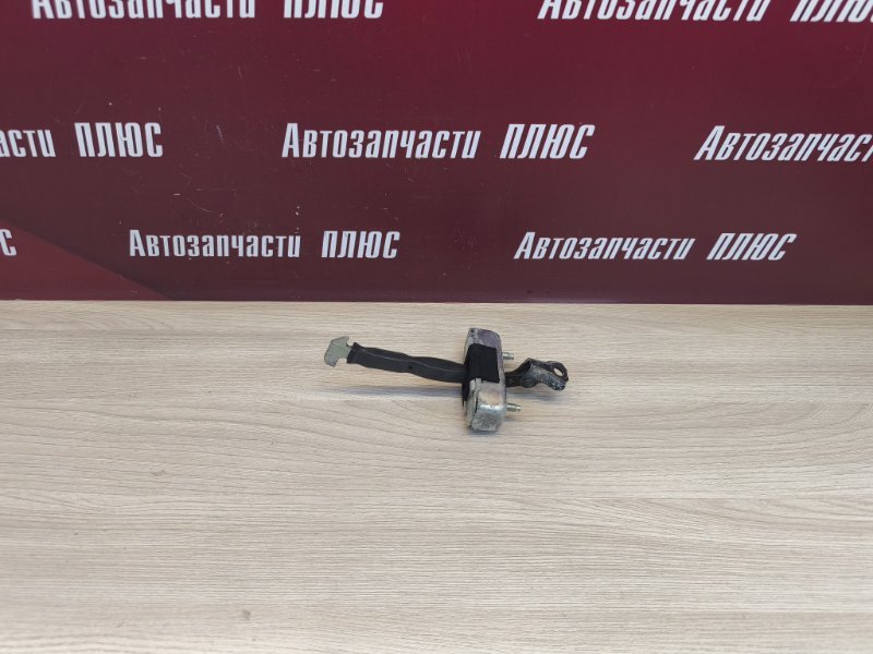 Ограничитель двери