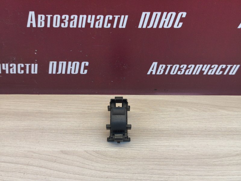 Кнопка стеклоподъемника   двери