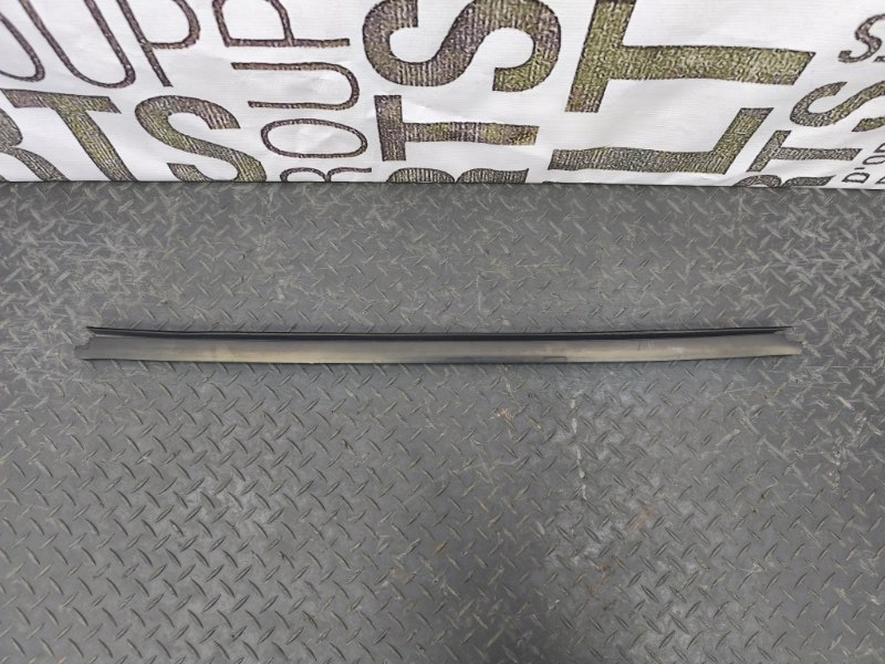 Уплотнитель стекла двери внутренний