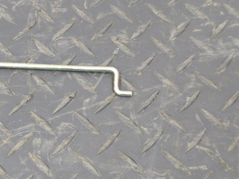 Тяга замка двери