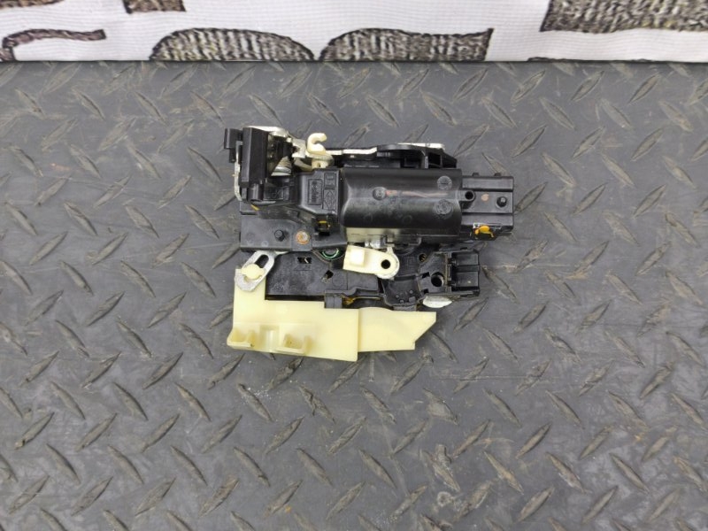 Замок      двери