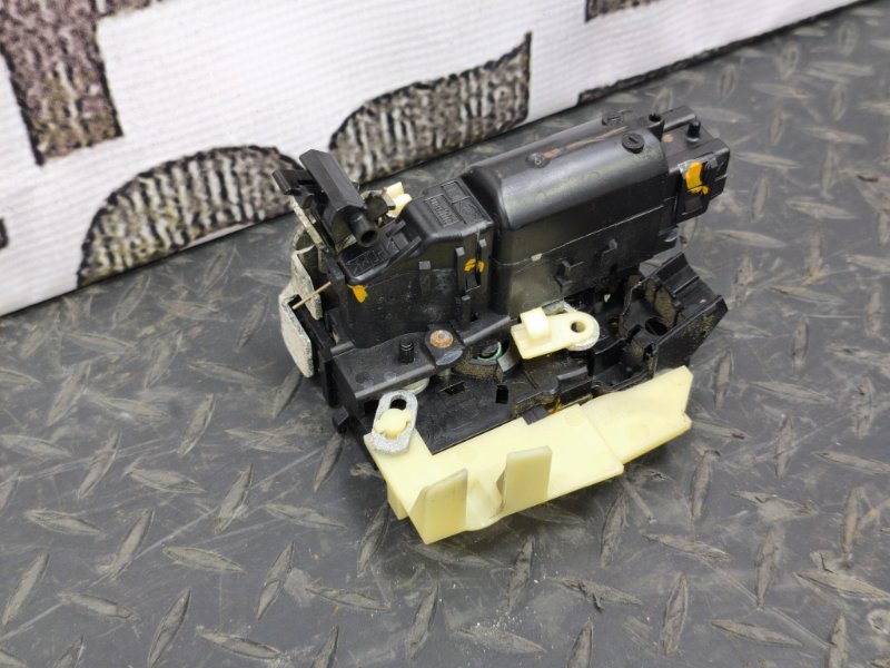 Замок      двери