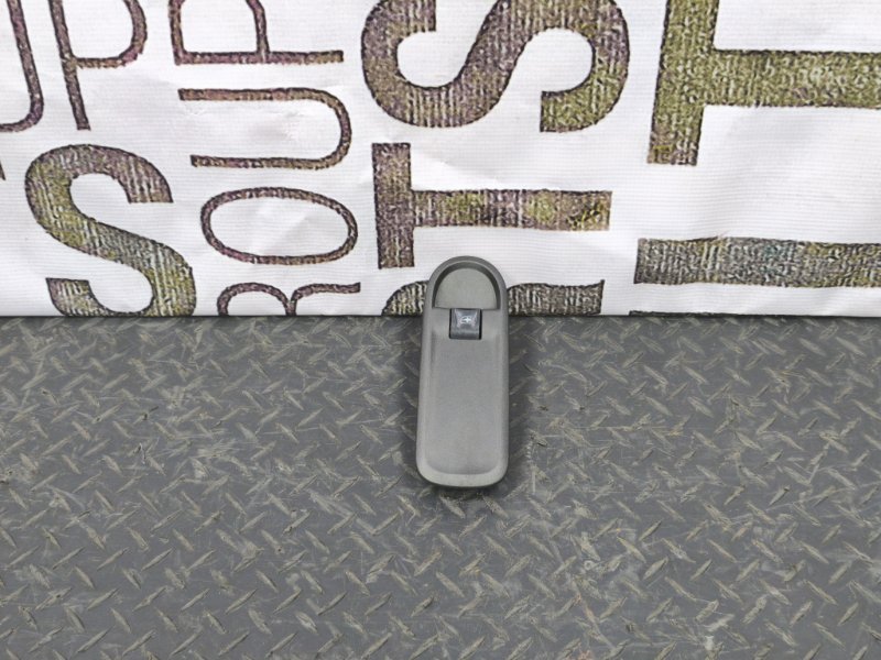 Кнопка стеклоподъемника