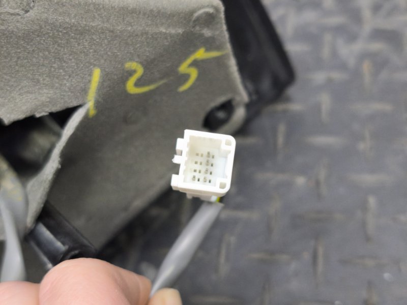 Зеркало заднего вида боковое