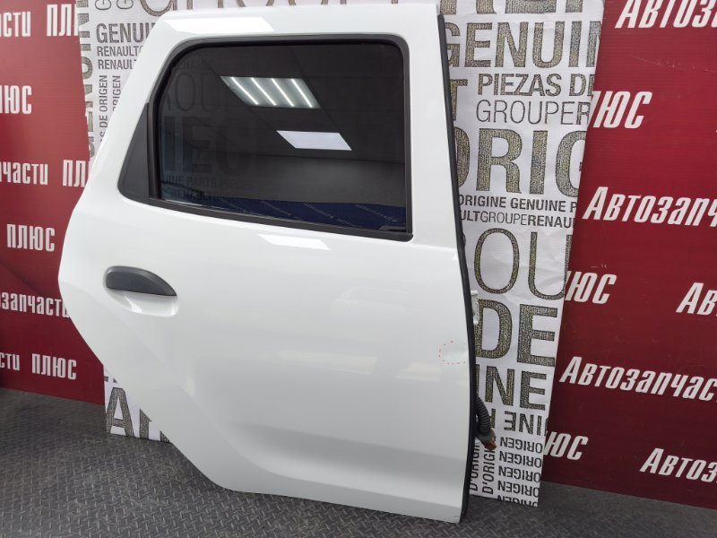 Дверь боковая