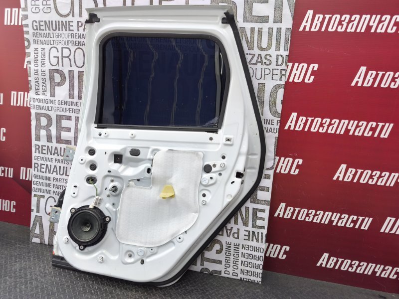 Дверь боковая