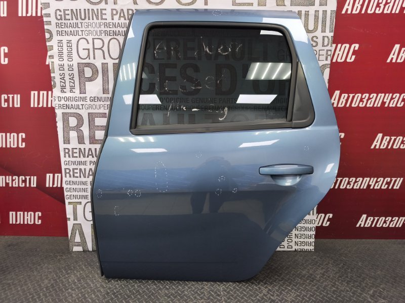 Дверь боковая