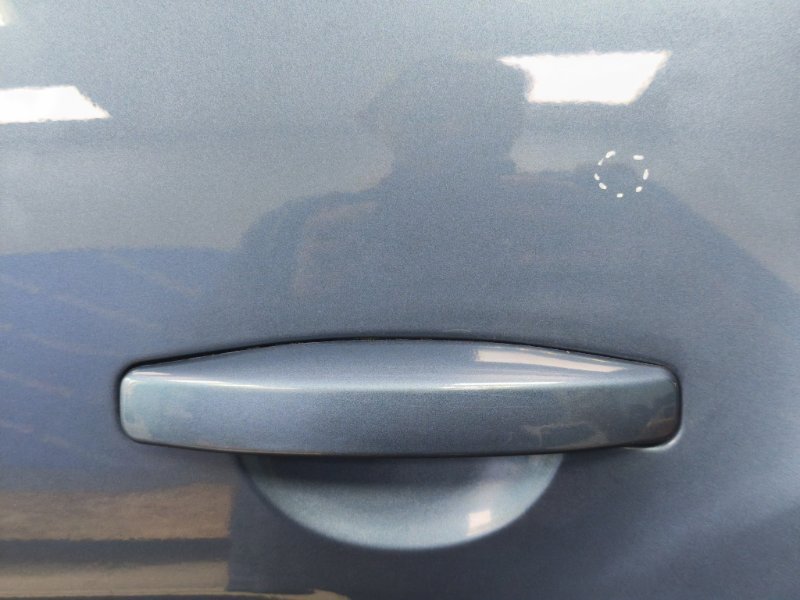 Дверь боковая