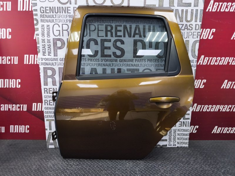 Дверь боковая