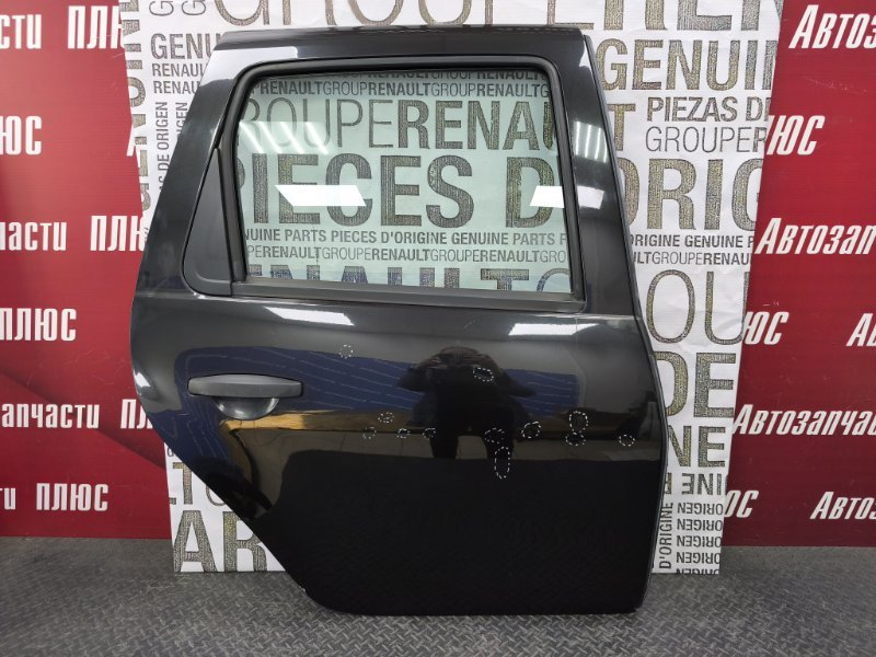 Дверь боковая