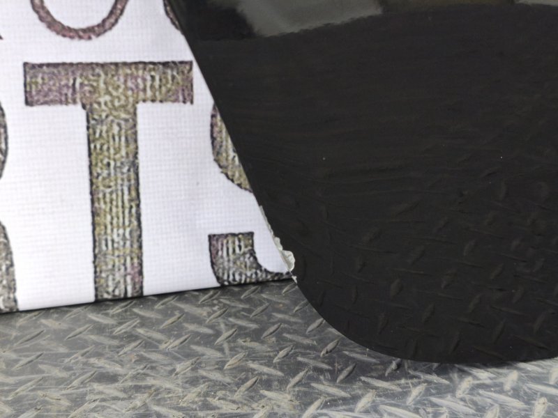 Дверь боковая