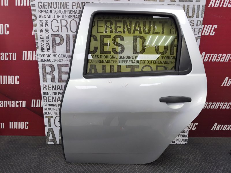 Дверь боковая