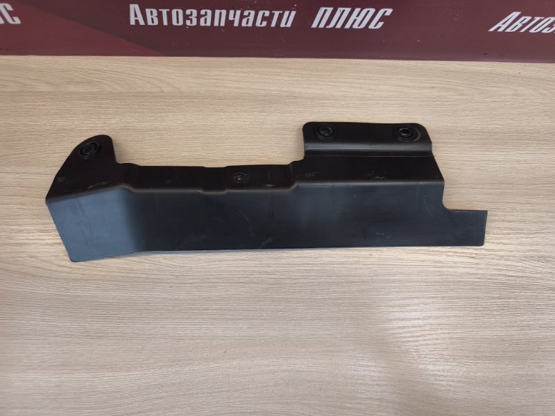 Пыльник двигателя