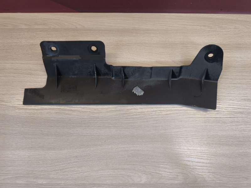 Пыльник двигателя