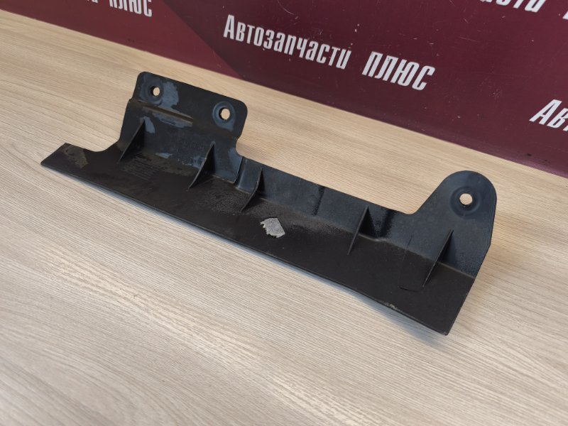 Пыльник двигателя