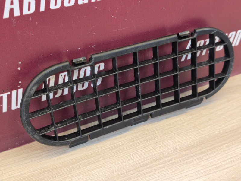 Решетка вентиляции