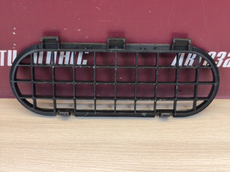 Решетка вентиляции