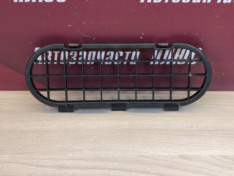 Решетка вентиляции