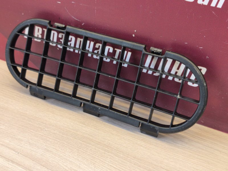 Решетка вентиляции