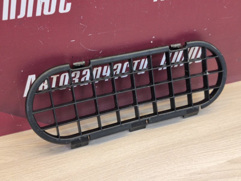 Решетка вентиляции