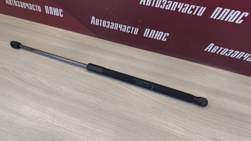 Амортизатор багажника