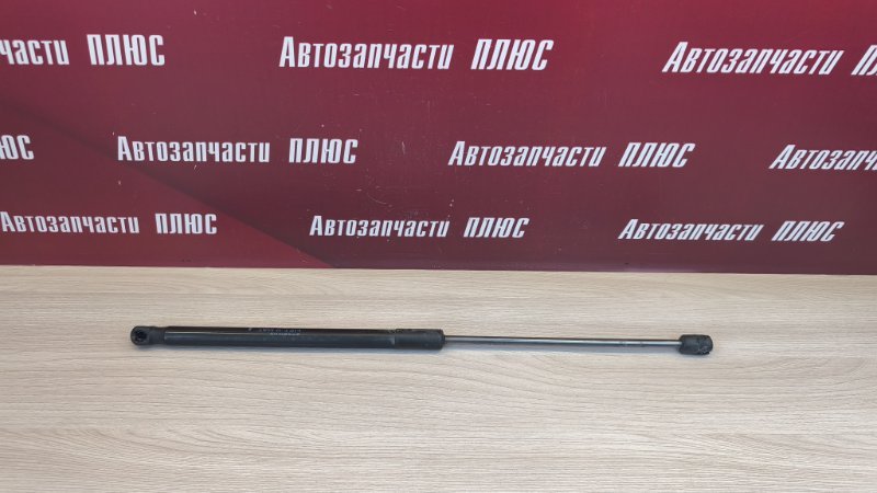 Амортизатор багажника