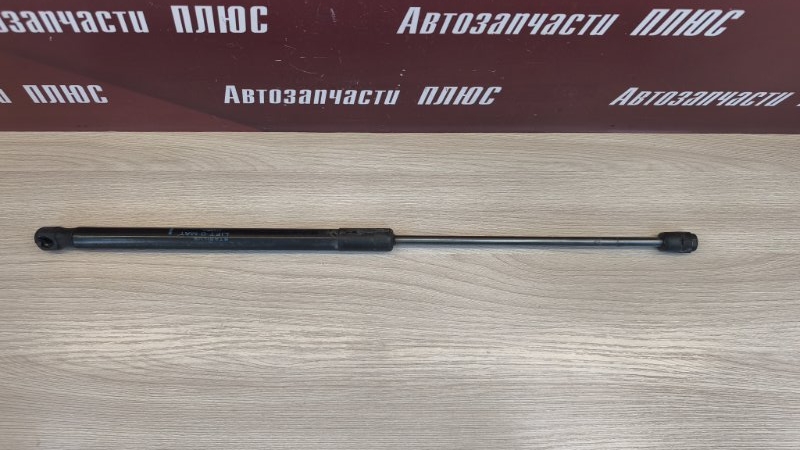 Амортизатор багажника