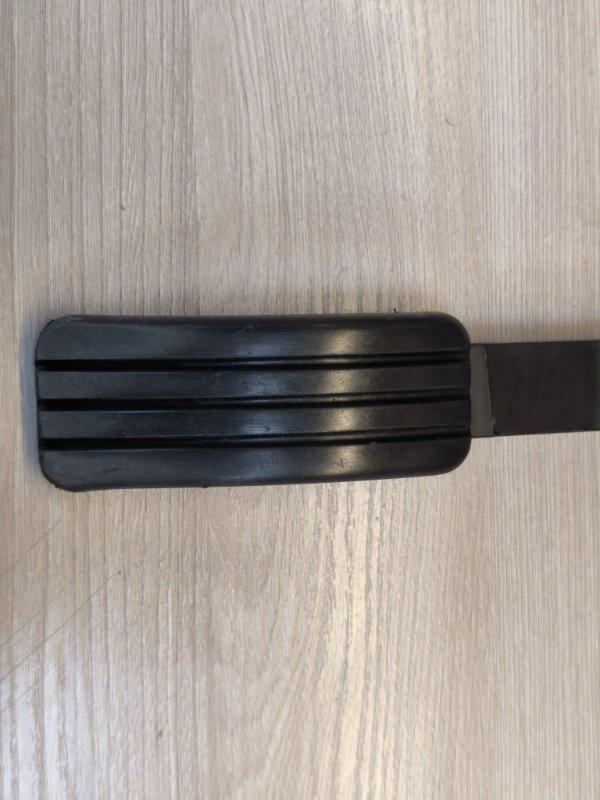 Педаль газа