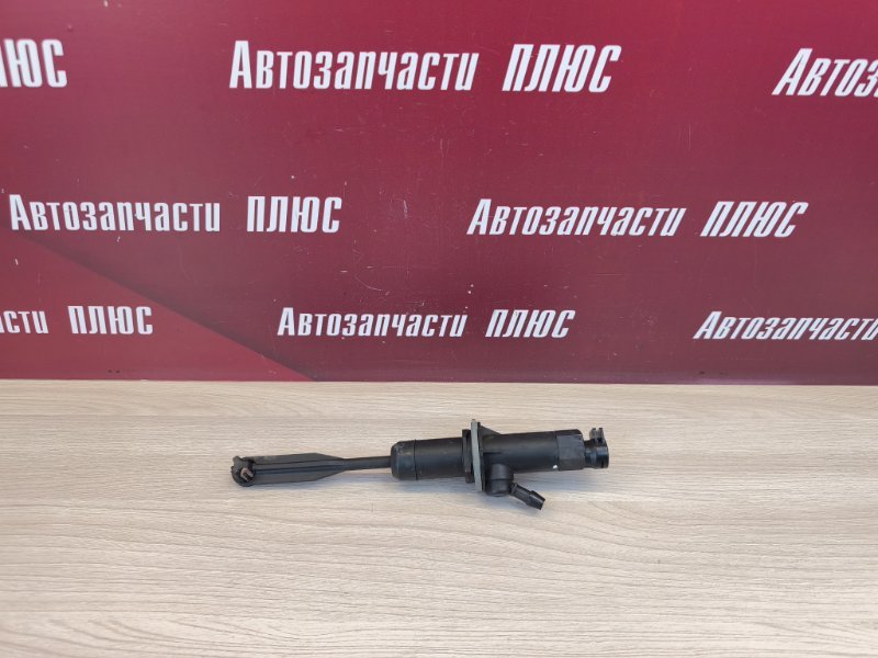 Главный цилиндр сцепления