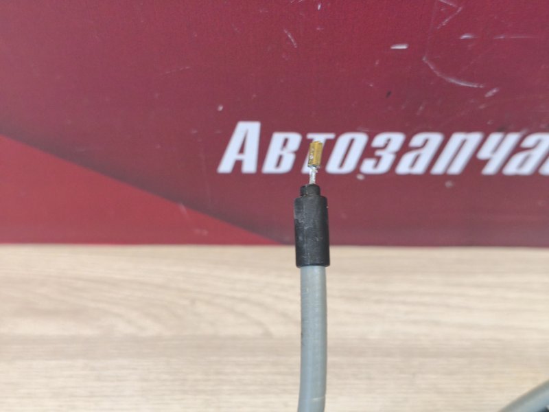 Трос замка капота