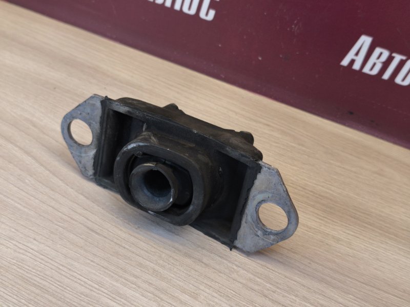 Опора двигателя