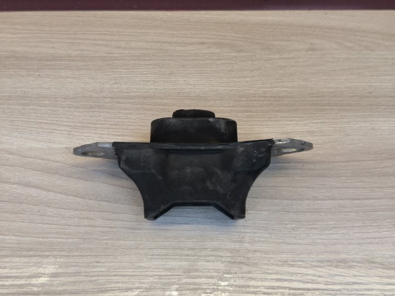 Опора двигателя