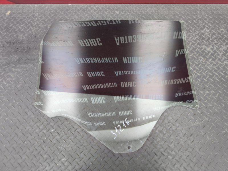 Стекло двери