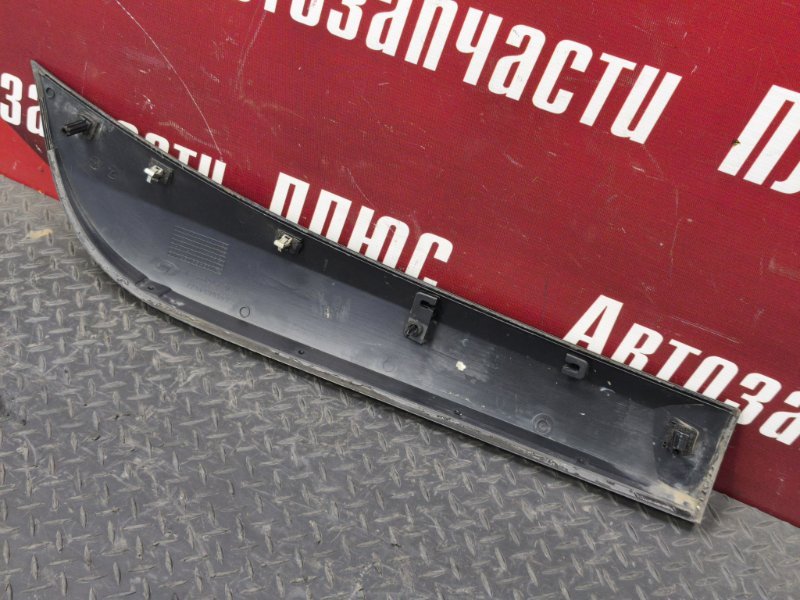 Молдинг двери