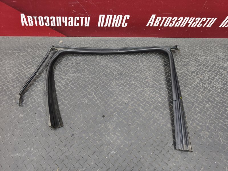 Уплотнитель рамки двери