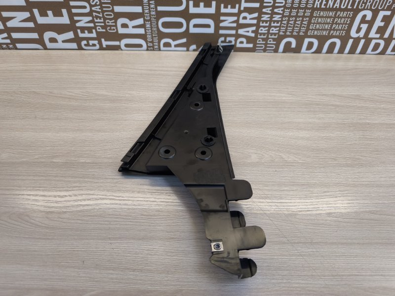 Накладка двери