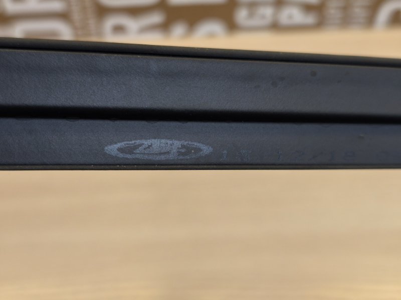 Уплотнитель стекла двери внутренний