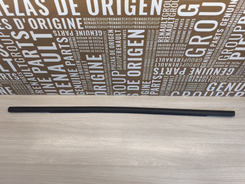 Уплотнитель стекла двери внешний