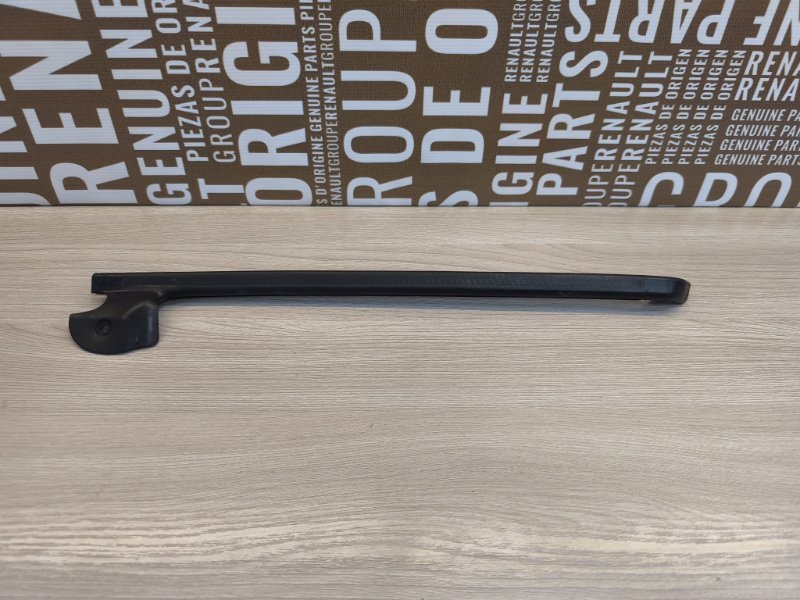 Уплотнитель двери