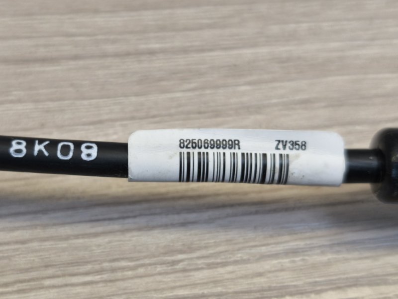 Трос замка двери