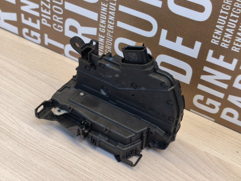 Замок      двери