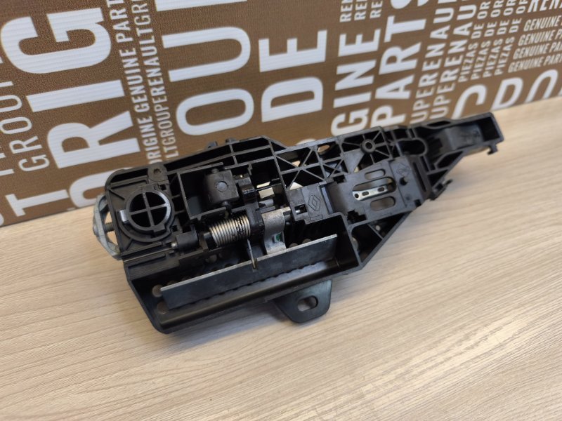 Ручка двери внешняя