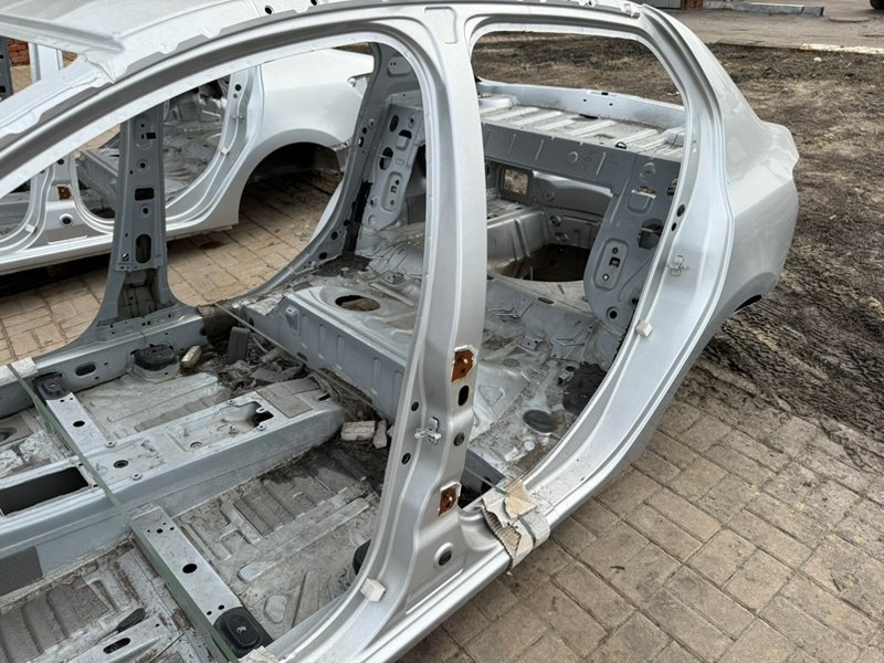 средняя стойка